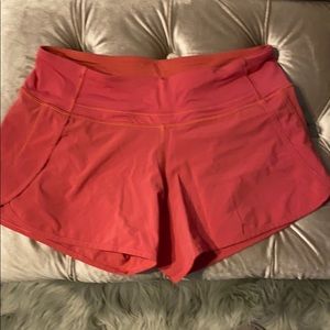 Lululemon // speed up short 4”